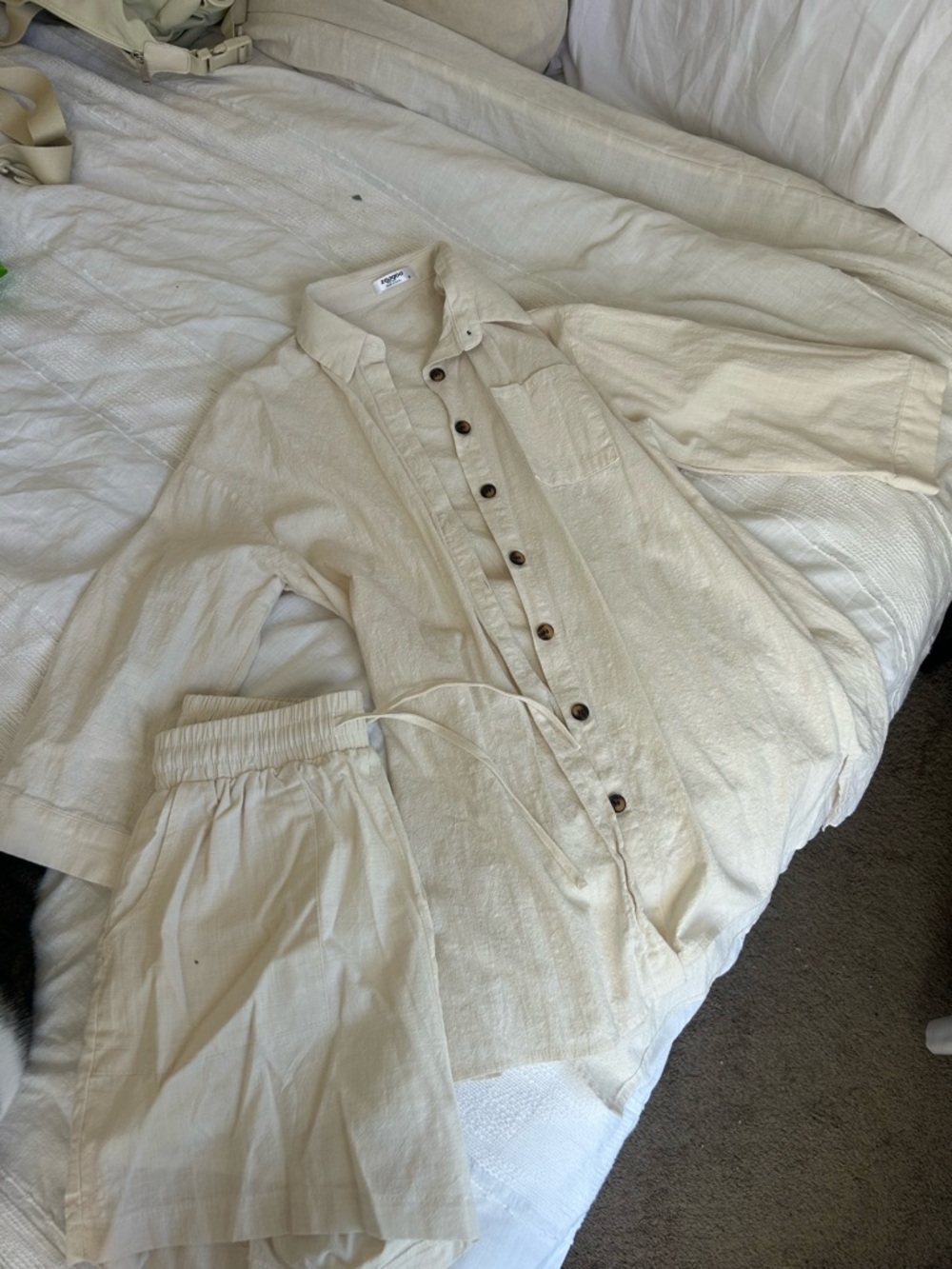 zeagoo Beige Button-Up Shirt and Short Set